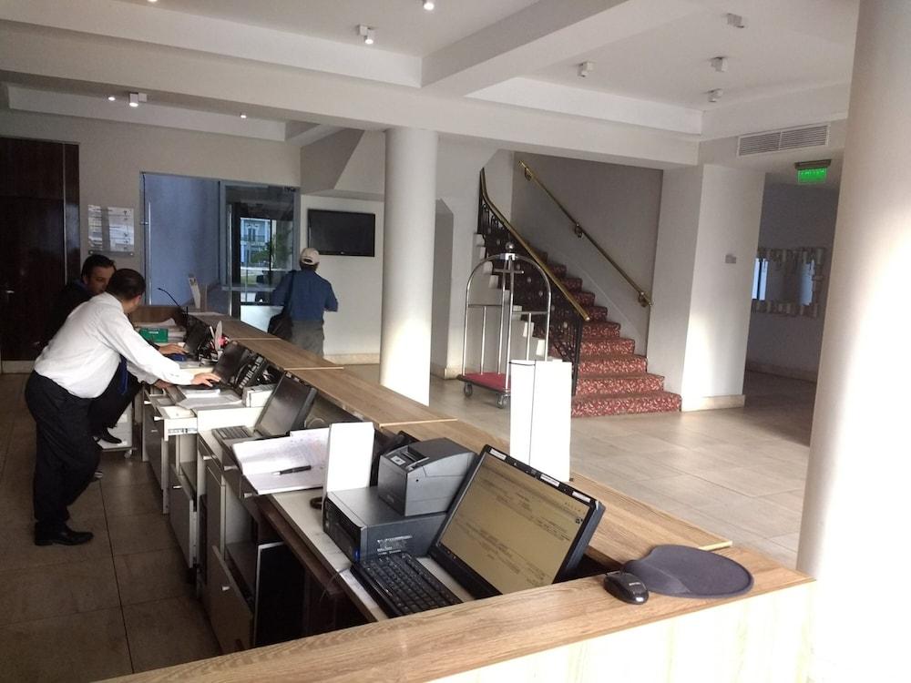 Terrado Arturo Prat Hotel