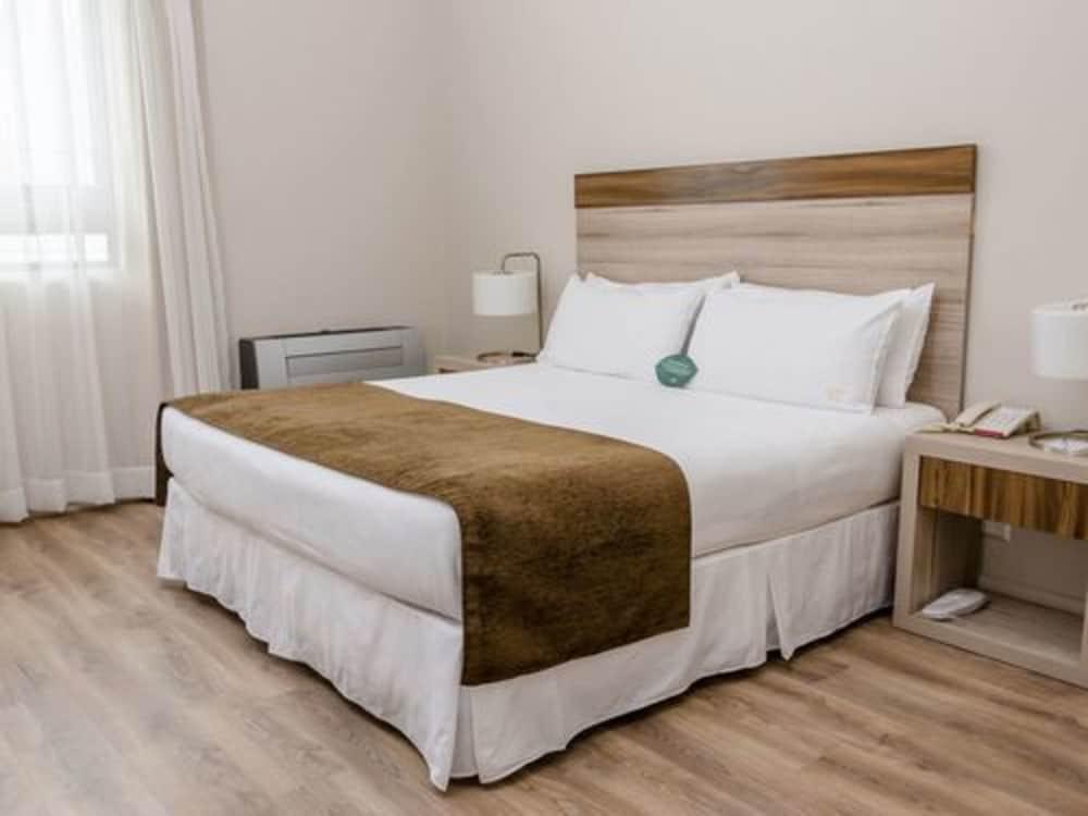 Hotel Terrado Arturo Prat 4*