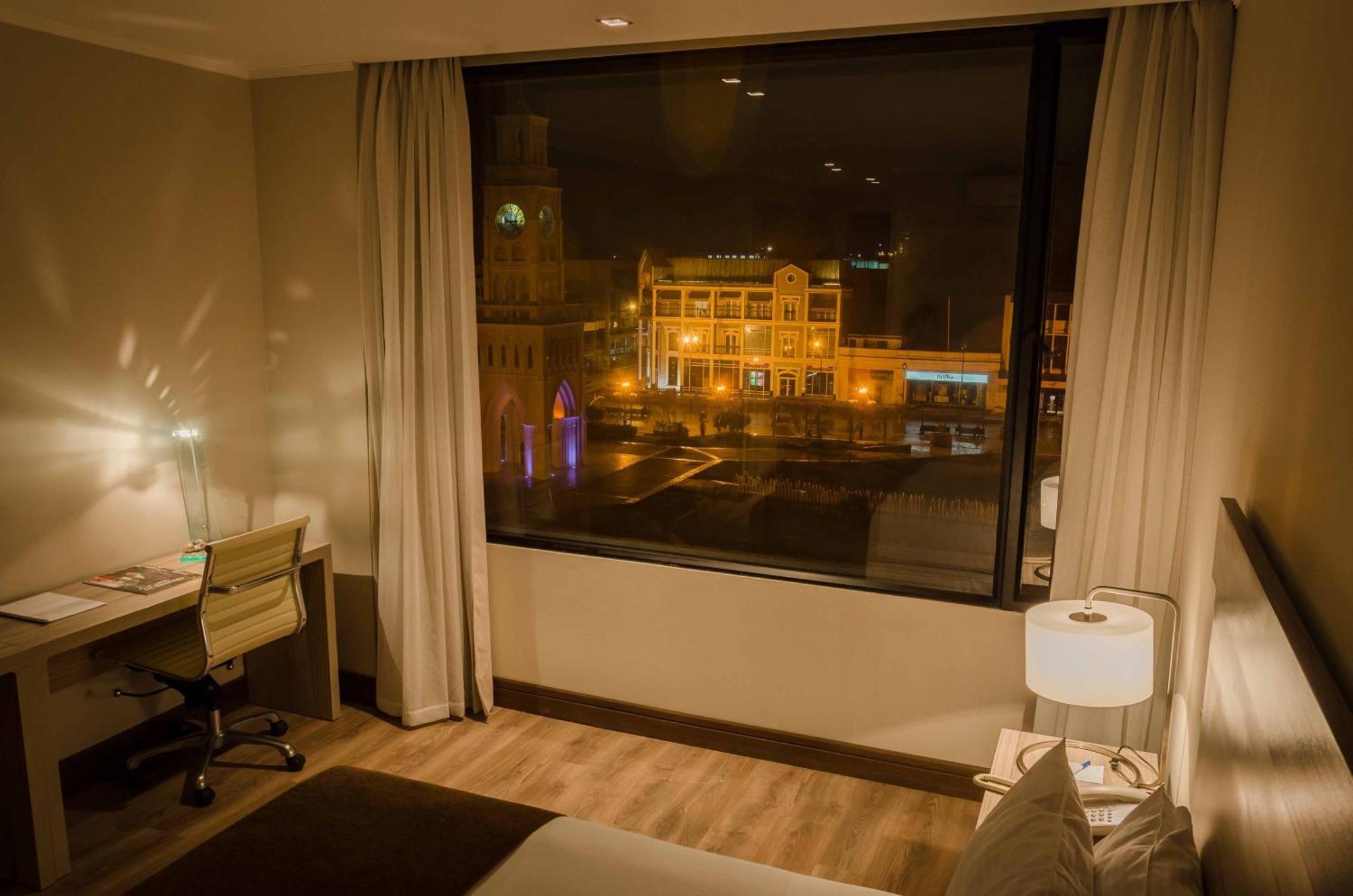 Terrado Arturo Prat Hotel